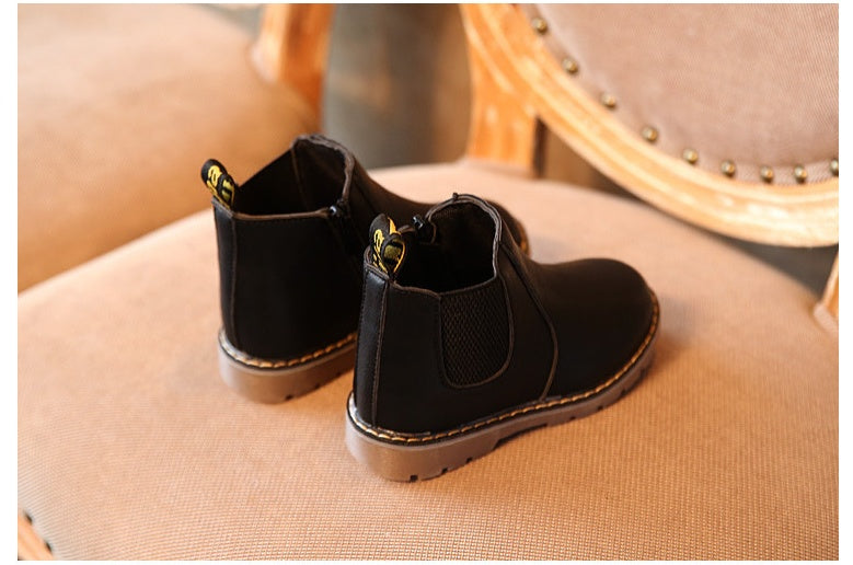 Baby Lane Fashionable Children's Boots – Short Leather Boots for Boys and Girls!