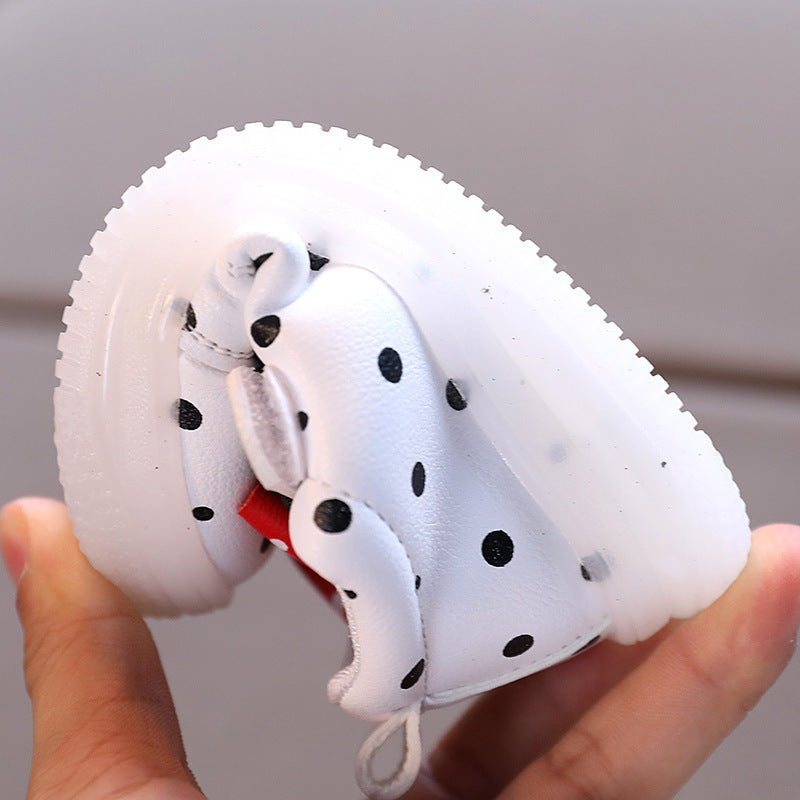 Baby Lane: Trendy LED Light-Up Shoes for Baby Girls – Breathable and Cute