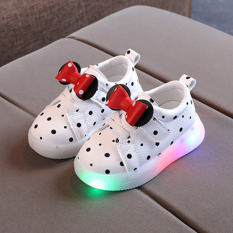 Baby Lane: Trendy LED Light-Up Shoes for Baby Girls – Breathable and Cute