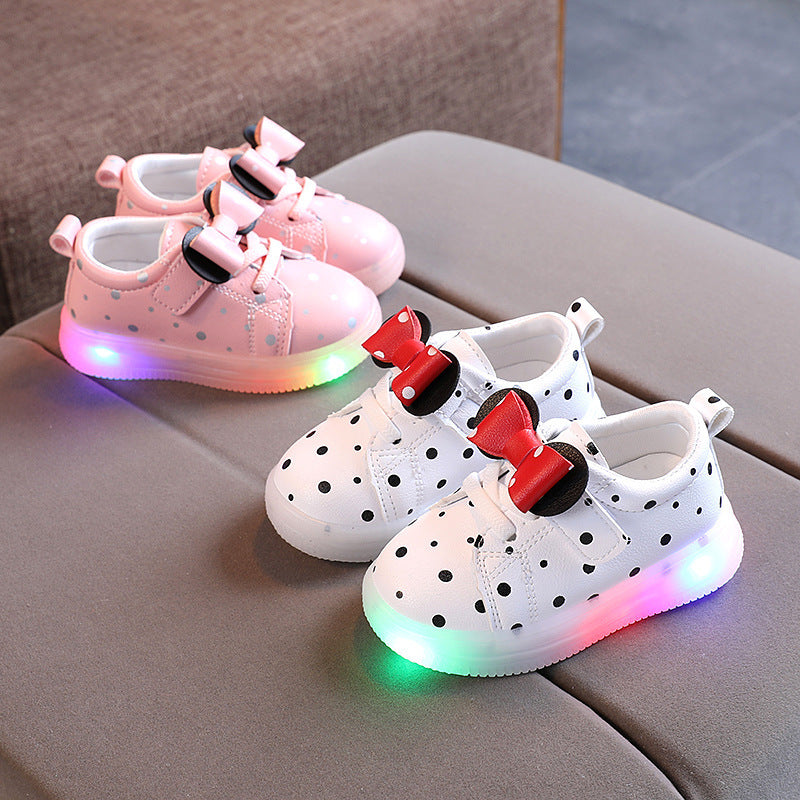 Baby Lane: Trendy LED Light-Up Shoes for Baby Girls – Breathable and Cute