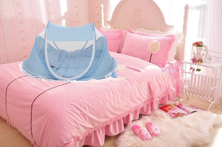 Baby Lane Portable Baby Bed Net with Pillow: Foldable 2-Piece Set!