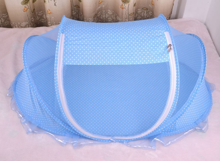 Baby Lane Portable Baby Bed Net with Pillow: Foldable 2-Piece Set!