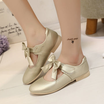 Baby Lane: Stylish Girls' White Leather Princess Shoes with Bowknot Detail