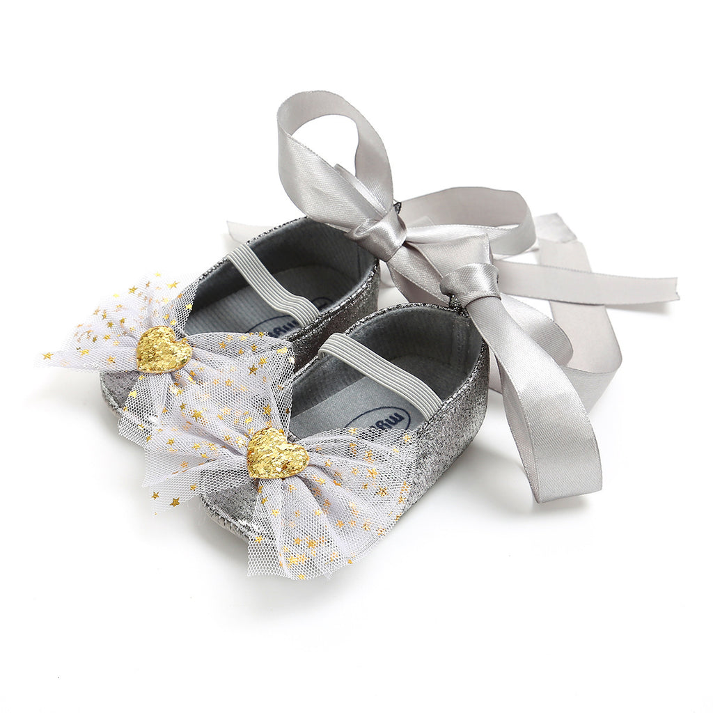 Baby Lane: Stylish Butterfly Gift Box for Babies – Includes Princess Shoes and Crown