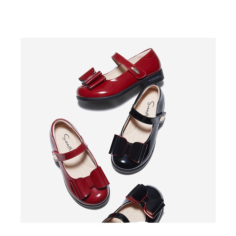 Baby Lane: Trendy Girls' Princess Shoes – Comfort Meets Royal Style