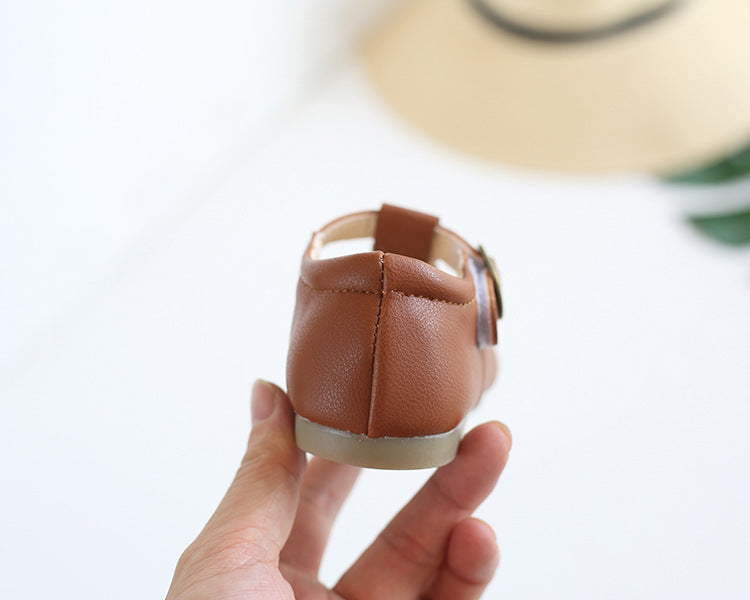 Baby Lane: Stylish Hollow Toddler Shoes for Girls – Lightweight and Breathable
