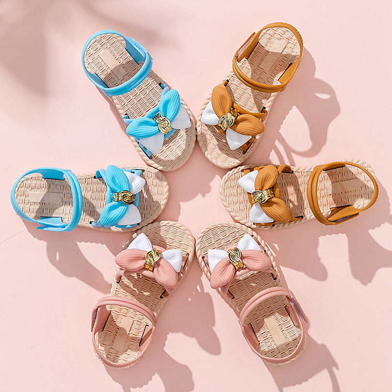 Baby Lane: Trendy Girls' Soft Sole Beach Sandals – Ideal for Summer Fun